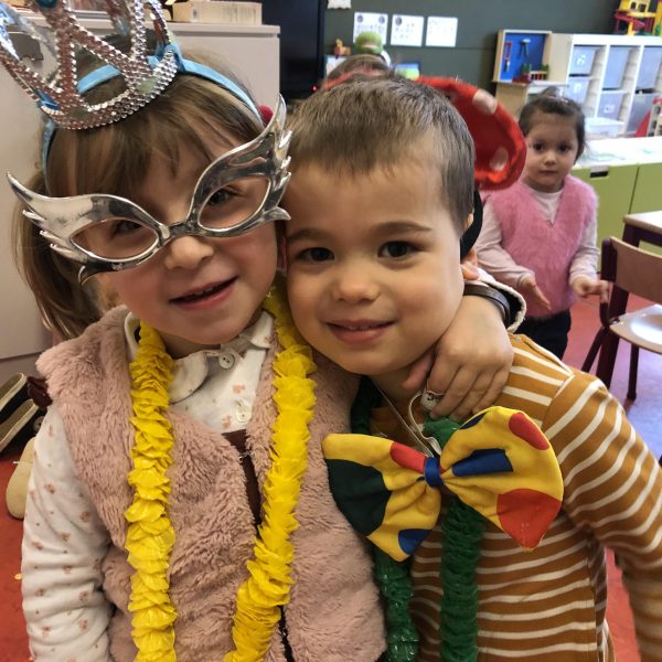 Carnaval in de kikkerklas.