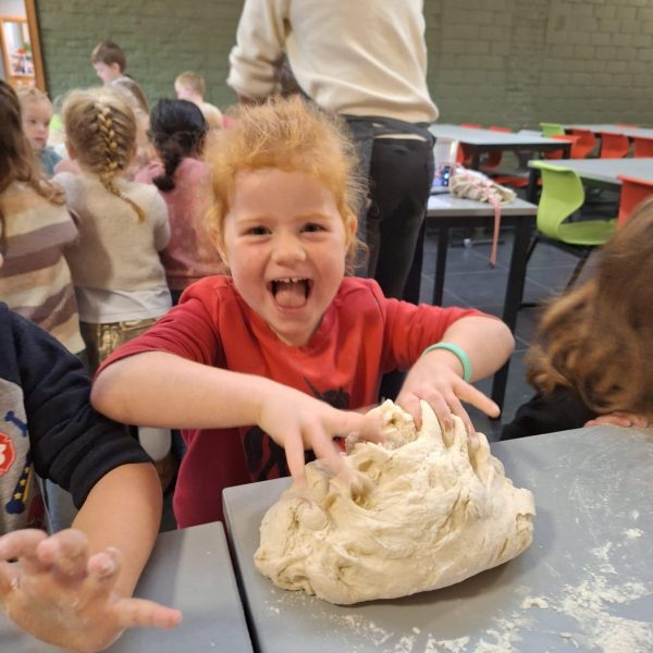 Project 2de kleuter: brood bakken