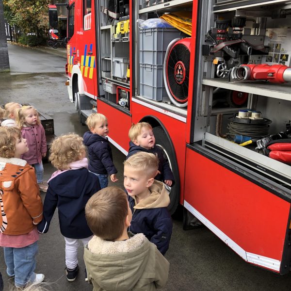 Dolfijnenklas: bij de brandweer!